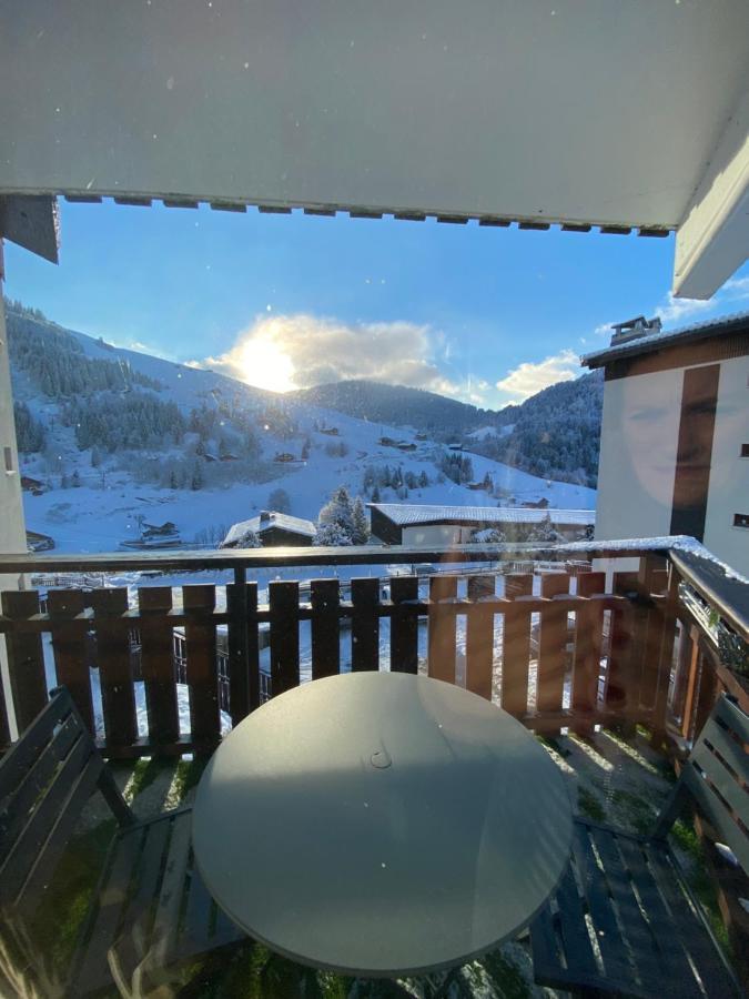 Appartement Cosy Au Pied Des Pistes La Clusaz Exterior photo